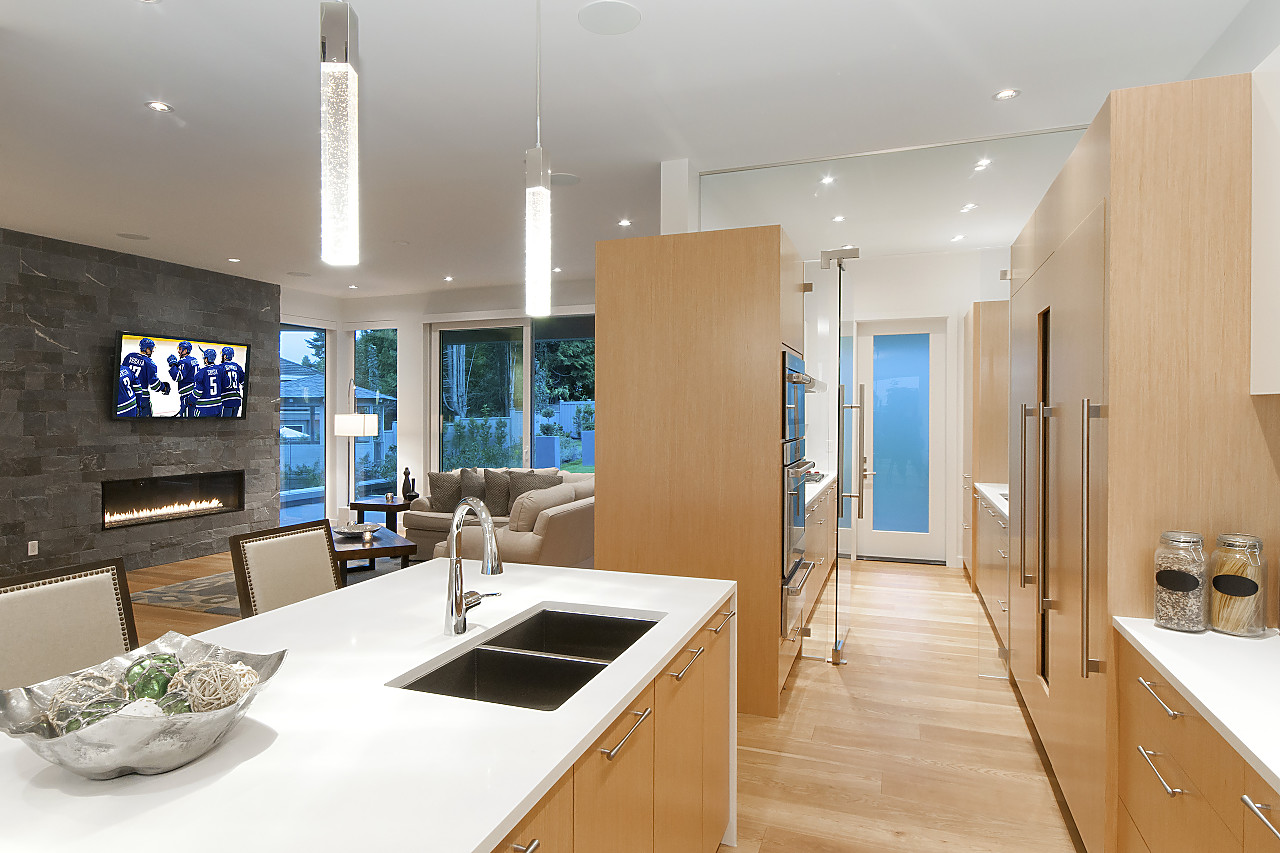 Modern custom build interior
