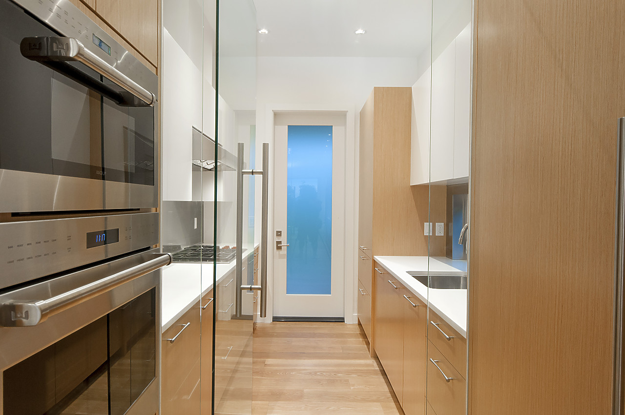Modern custom build interior